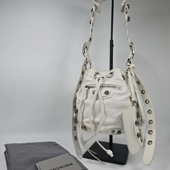 Balenciaga White Leather Shoulder Bag - Picture 1 of 12